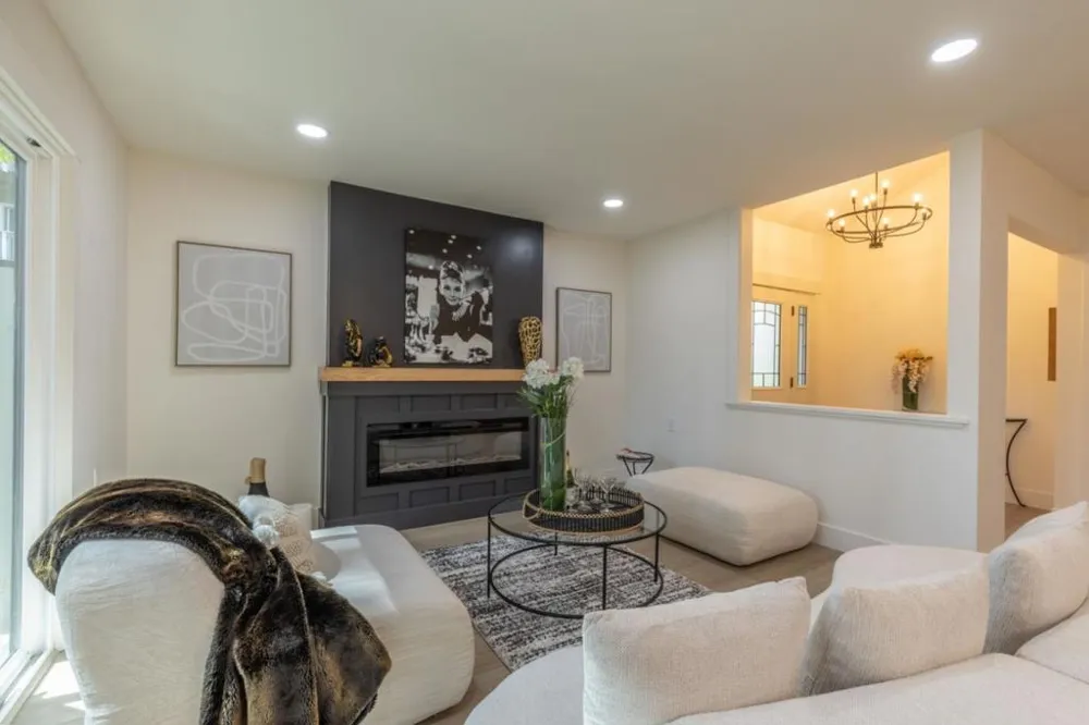 1201 Running springs Road #4 Walnut Creek, CA 94595