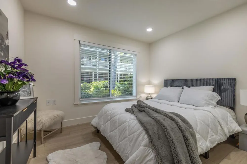 1201 Running springs Road #4 Walnut Creek, CA 94595