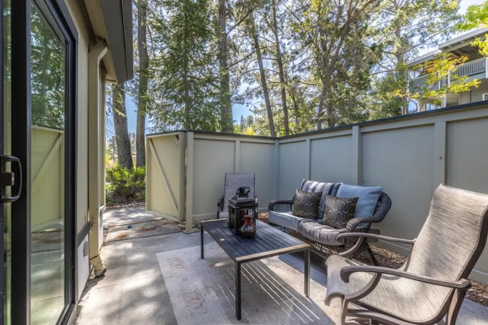 1201 Running springs Road #4 Walnut Creek, CA 94595