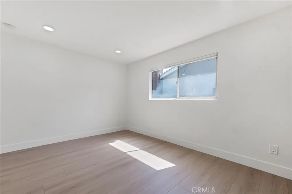9425 Mclennan Avenue Northridge, CA 91343