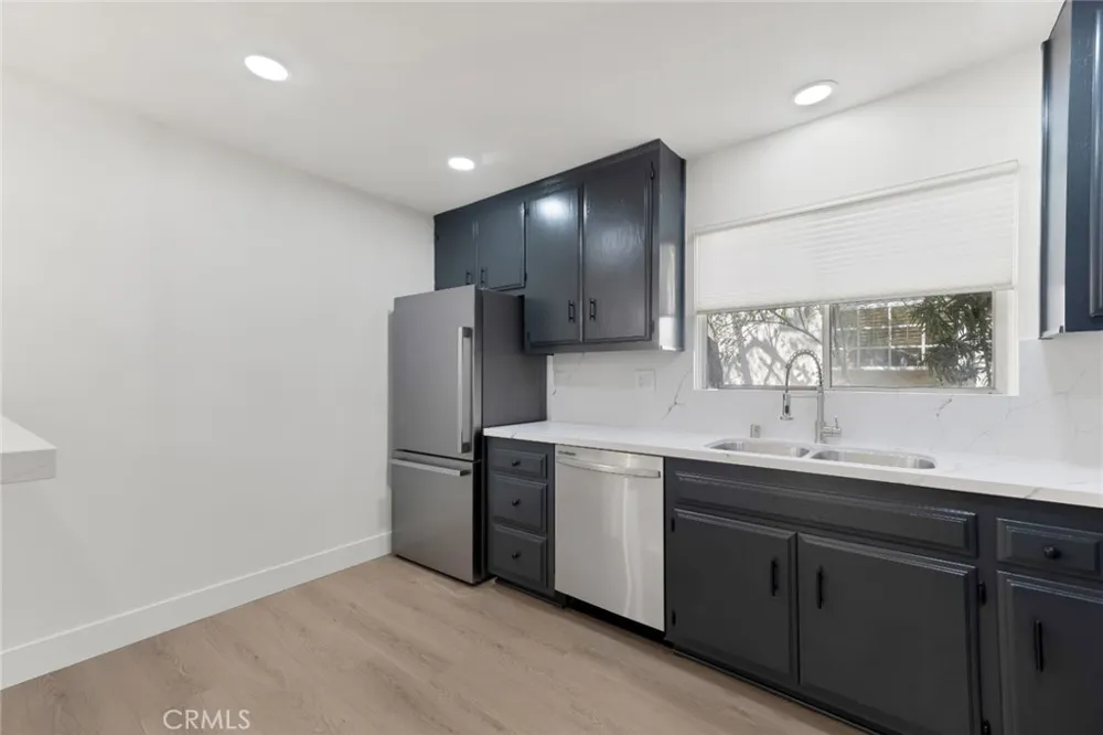 9425 Mclennan Avenue Northridge, CA 91343
