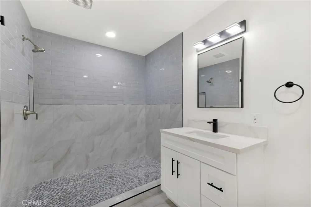 9425 Mclennan Avenue Northridge, CA 91343
