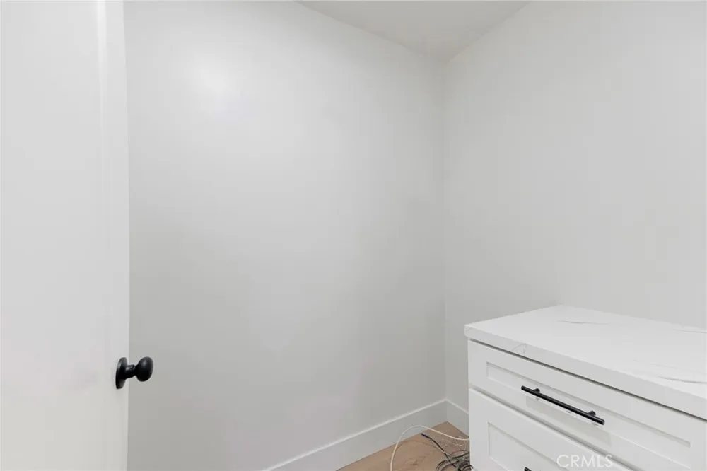 9425 Mclennan Avenue Northridge, CA 91343