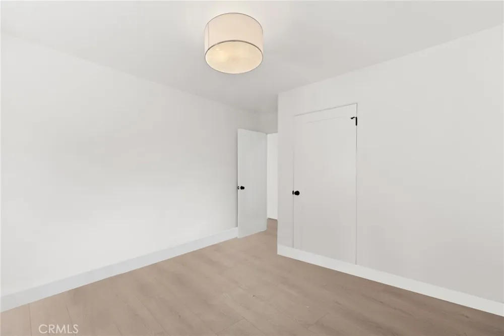 9425 Mclennan Avenue Northridge, CA 91343