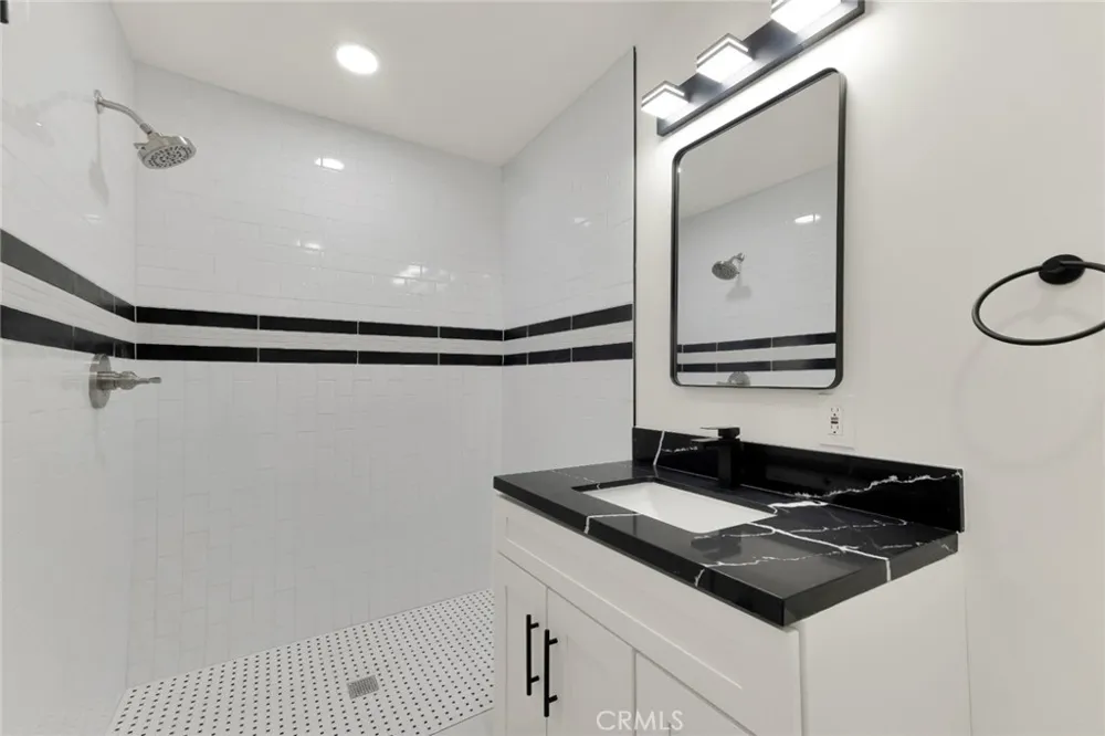 9425 Mclennan Avenue Northridge, CA 91343