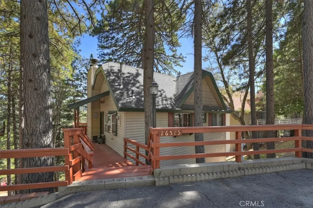 26525 Walnut Hills Lake Arrowhead, CA 92352