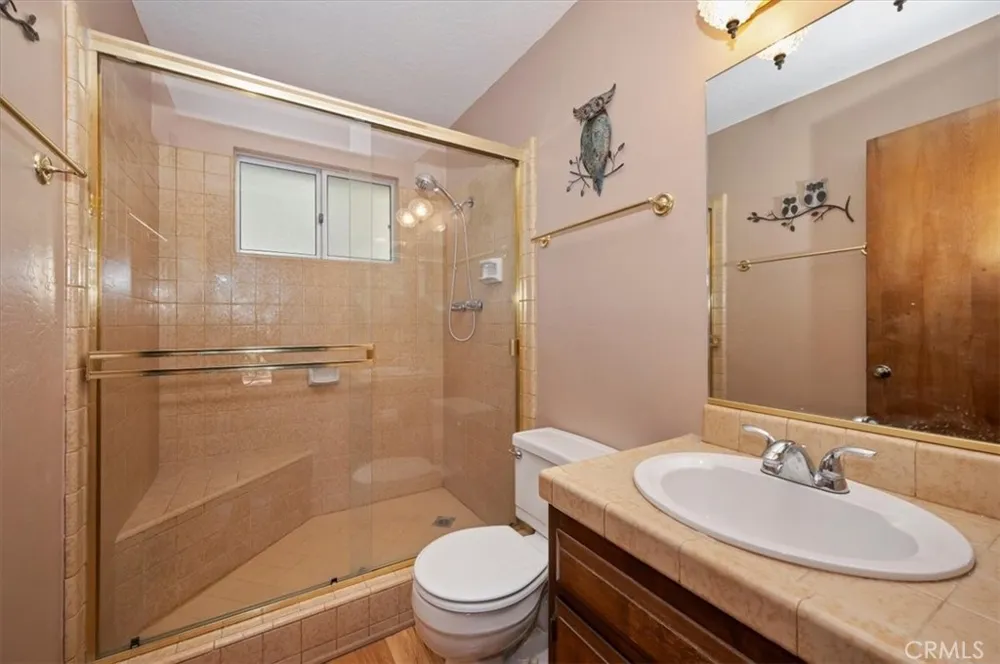 26525 Walnut Hills Lake Arrowhead, CA 92352