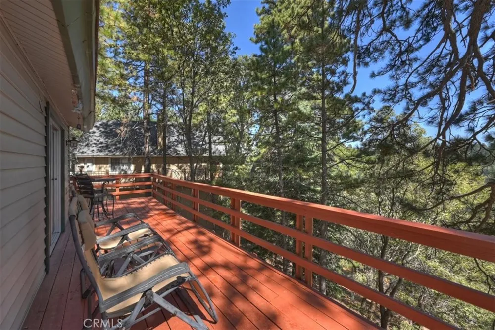 26525 Walnut Hills Lake Arrowhead, CA 92352