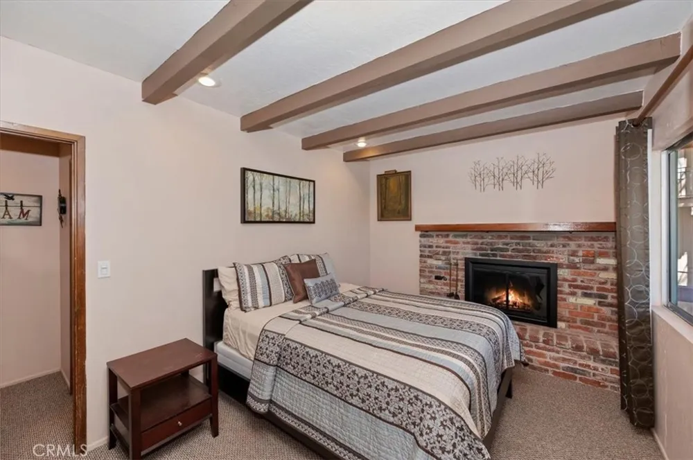 26525 Walnut Hills Lake Arrowhead, CA 92352