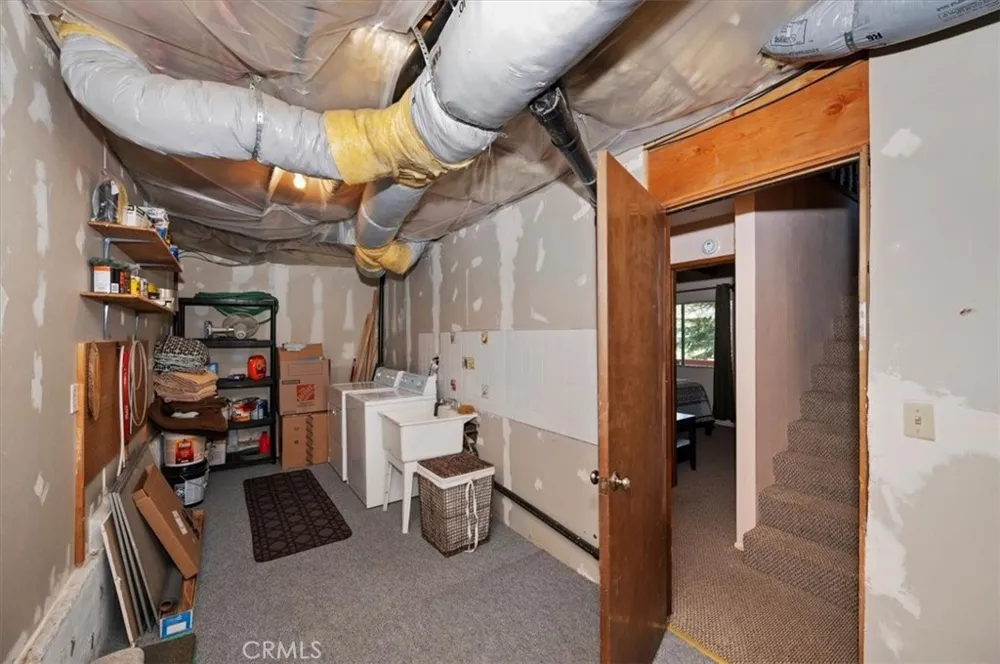 26525 Walnut Hills Lake Arrowhead, CA 92352