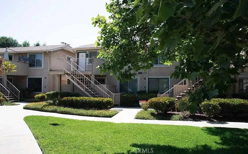 638 Bridgeport Fullerton, CA 92833