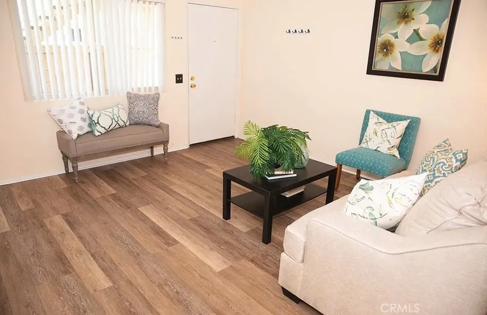 638 Bridgeport Fullerton, CA 92833