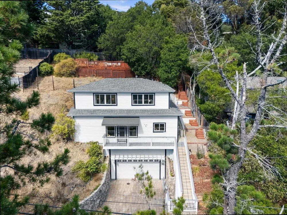 2702 Monte Cresta Drive Belmont, CA 94002