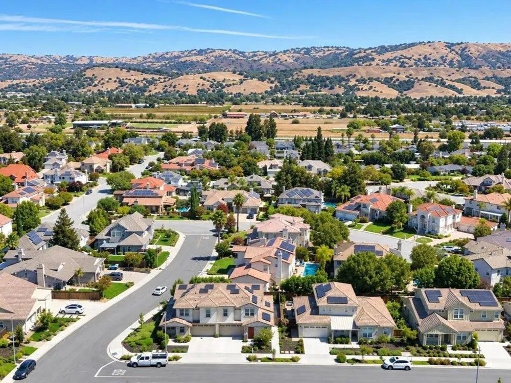 830 Dakota Drive Morgan Hill, CA 95037