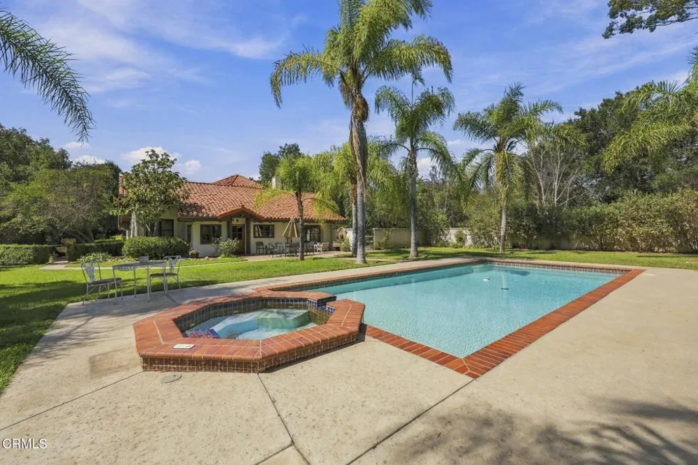 800 Oak Grove Court Ojai, CA 93023