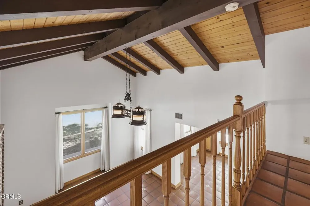 800 Oak Grove Court Ojai, CA 93023