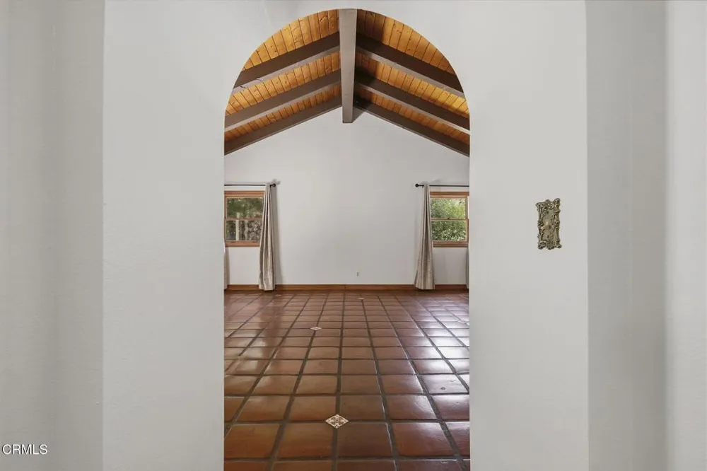 800 Oak Grove Court Ojai, CA 93023