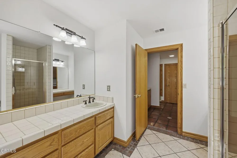 800 Oak Grove Court Ojai, CA 93023