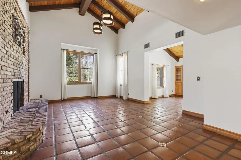 800 Oak Grove Court Ojai, CA 93023