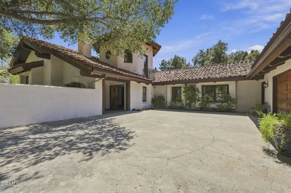 800 Oak Grove Court Ojai, CA 93023
