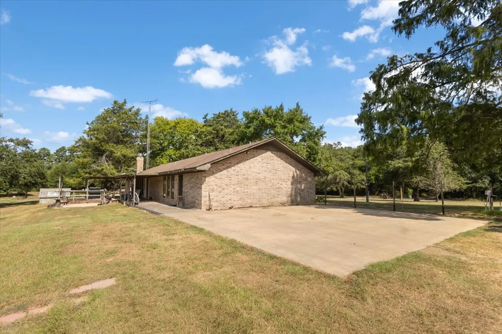 102 Private Road 3174 Gilmer, TX 75644