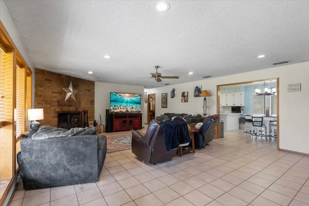 102 Private Road 3174 Gilmer, TX 75644