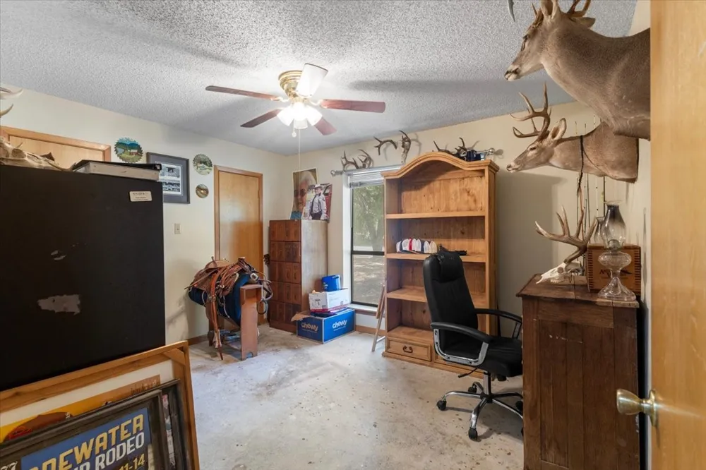 102 Private Road 3174 Gilmer, TX 75644