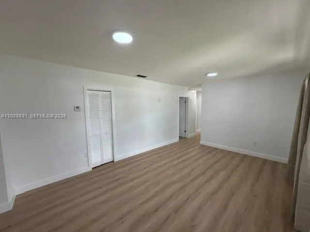 955 E 1st St #0 Hialeah, FL 33010