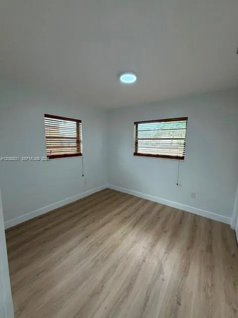 955 E 1st St #0 Hialeah, FL 33010