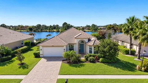 7621 Fieldstone Ranch Square