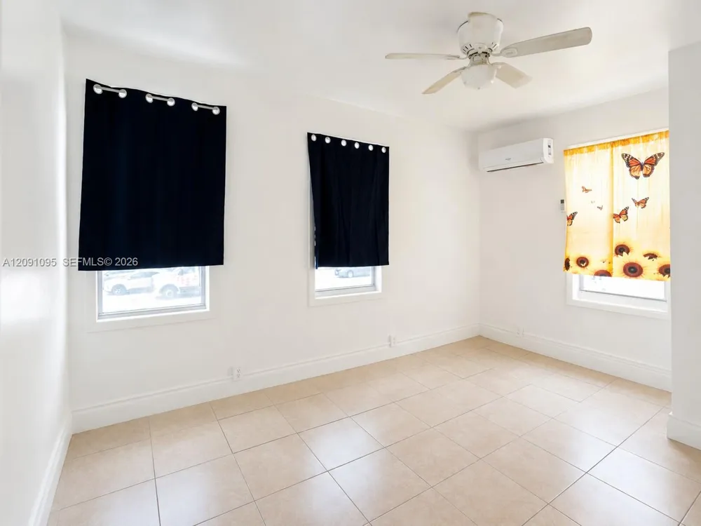 1186 NW 103rd St #2 Miami, FL 33150