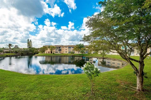 8345 Sunrise Lakes Blvd #210