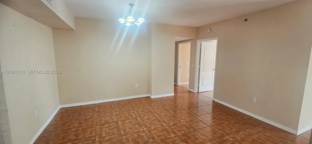 9300 Fontainebleau Blvd #E213 Miami, FL 33172