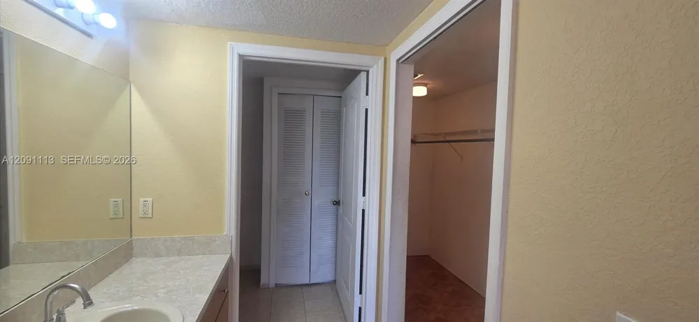 9300 Fontainebleau Blvd #E213 Miami, FL 33172