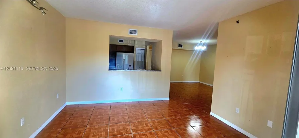 9300 Fontainebleau Blvd #E213 Miami, FL 33172
