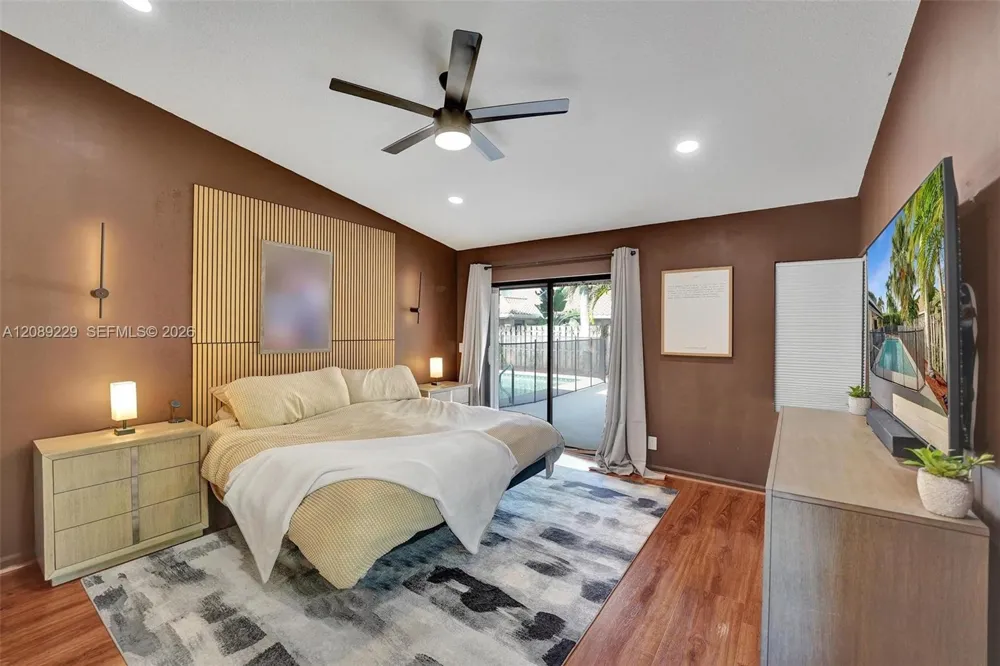 1871 NW 107th Ave Plantation, FL 33322