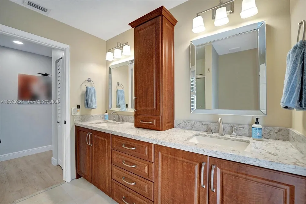 1871 NW 107th Ave Plantation, FL 33322