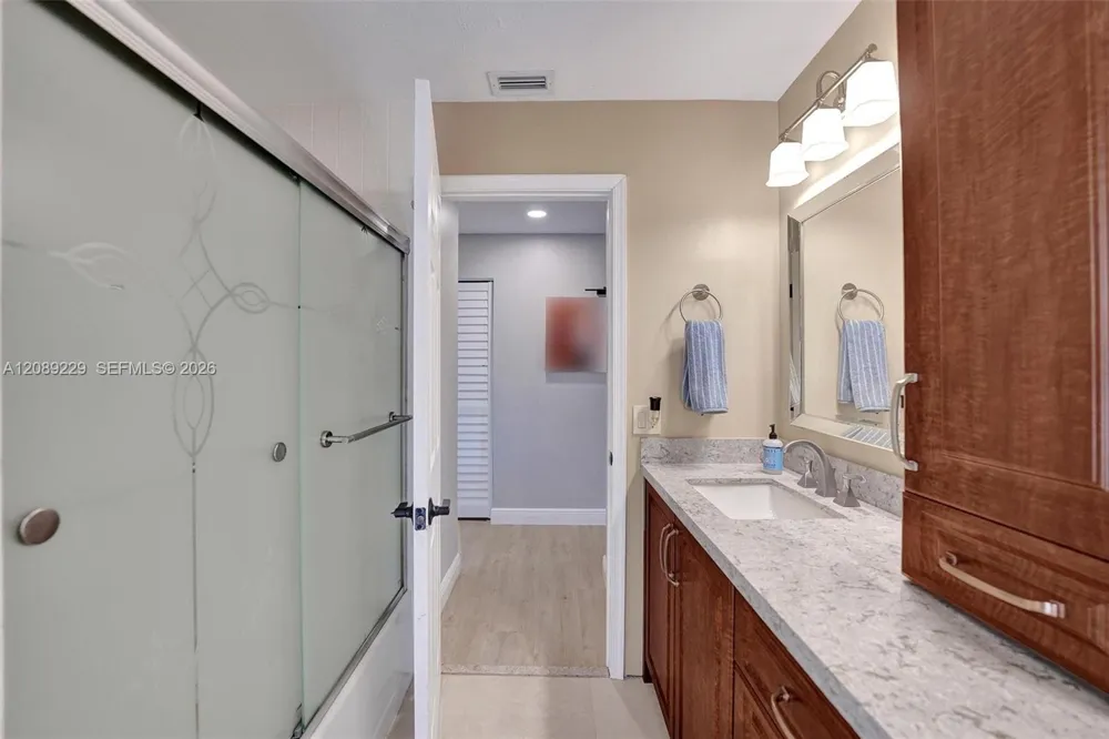 1871 NW 107th Ave Plantation, FL 33322