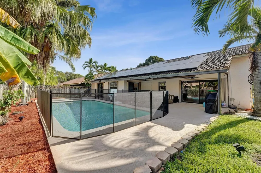 1871 NW 107th Ave Plantation, FL 33322