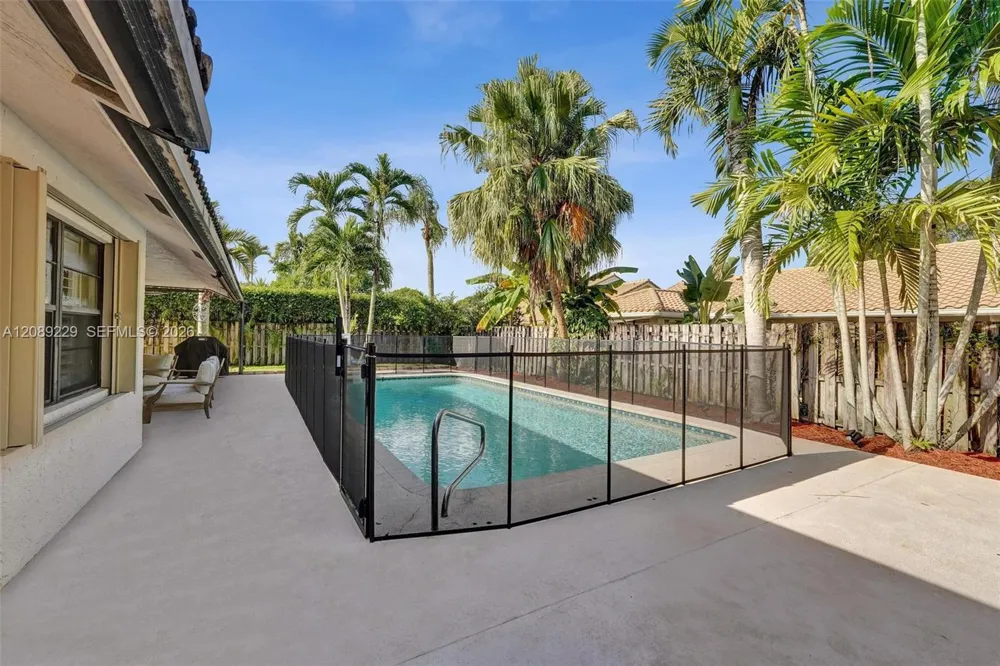 1871 NW 107th Ave Plantation, FL 33322