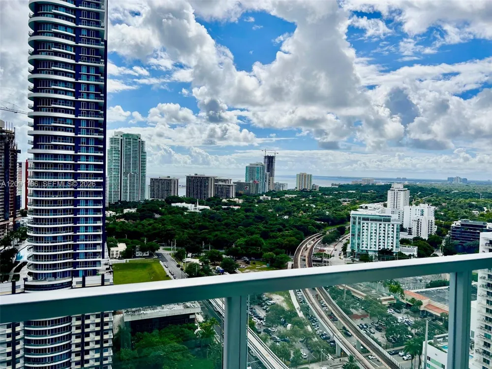 79 SW 12th St #3005 Miami, FL 33130