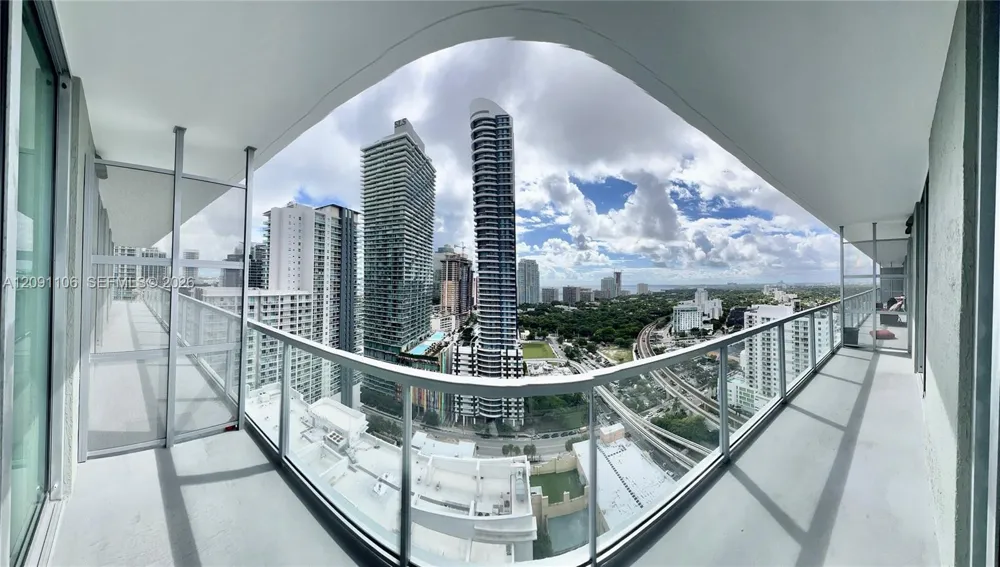 79 SW 12th St #3005 Miami, FL 33130