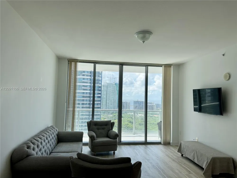 79 SW 12th St #3005 Miami, FL 33130