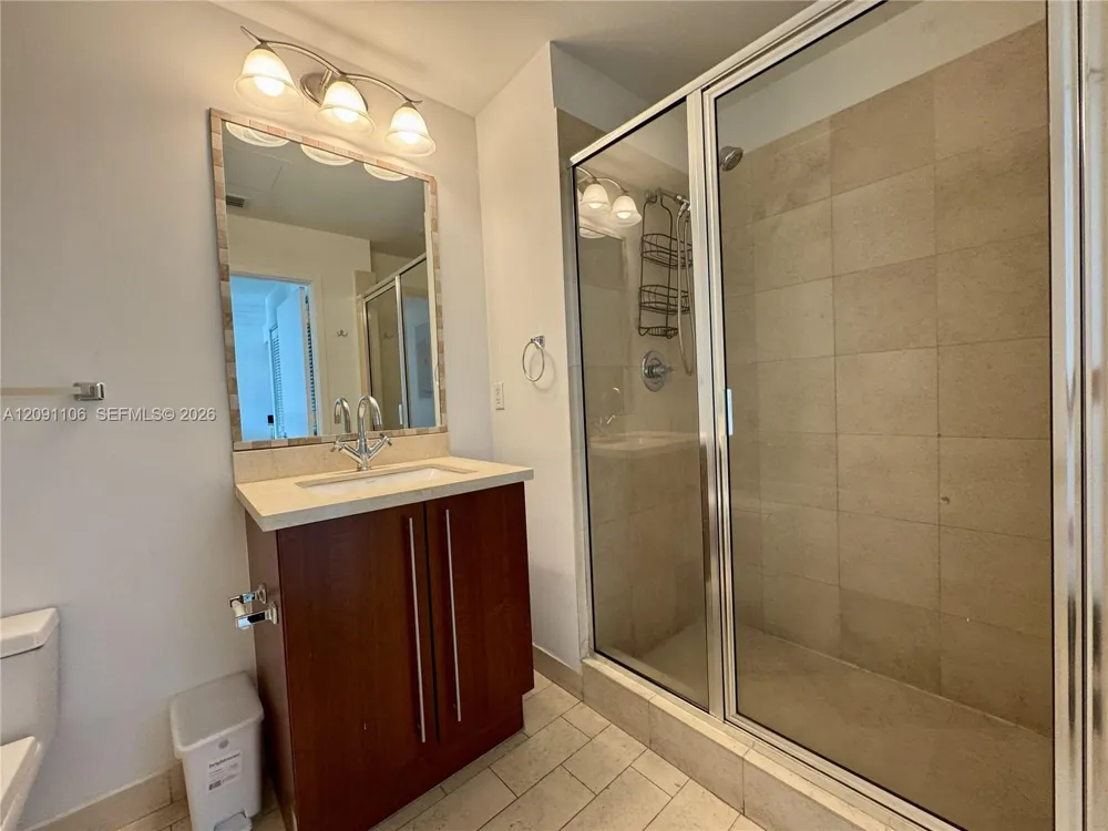 79 SW 12th St #3005 Miami, FL 33130