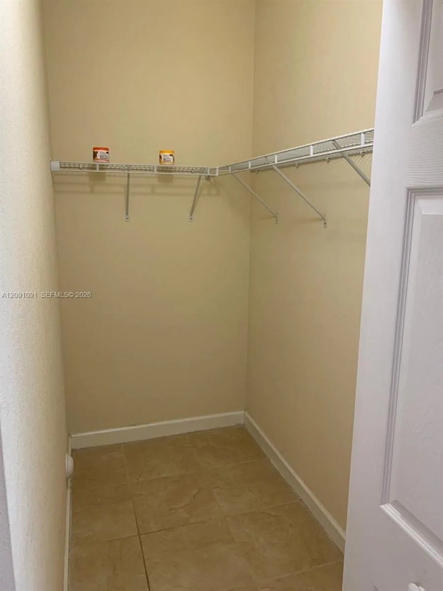 17087 SW 93rd St #0 Miami, FL 33196