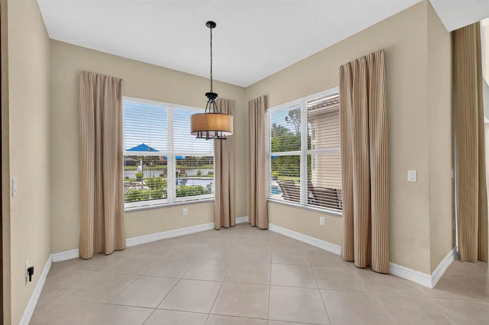 11117 Lynwood Palm Way Palm Beach Gardens, FL 33412