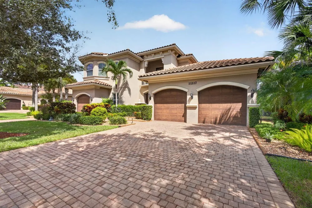 11117 Lynwood Palm Way Palm Beach Gardens, FL 33412
