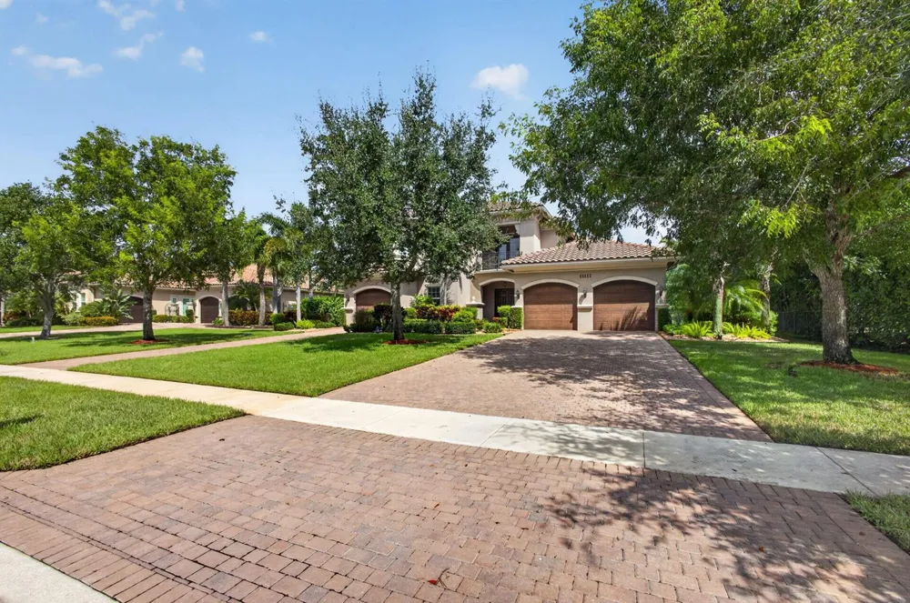 11117 Lynwood Palm Way Palm Beach Gardens, FL 33412