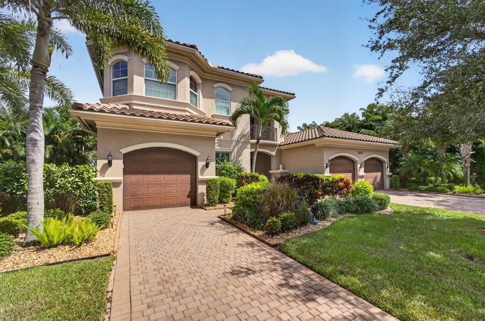 11117 Lynwood Palm Way Palm Beach Gardens, FL 33412
