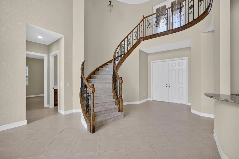 11117 Lynwood Palm Way Palm Beach Gardens, FL 33412